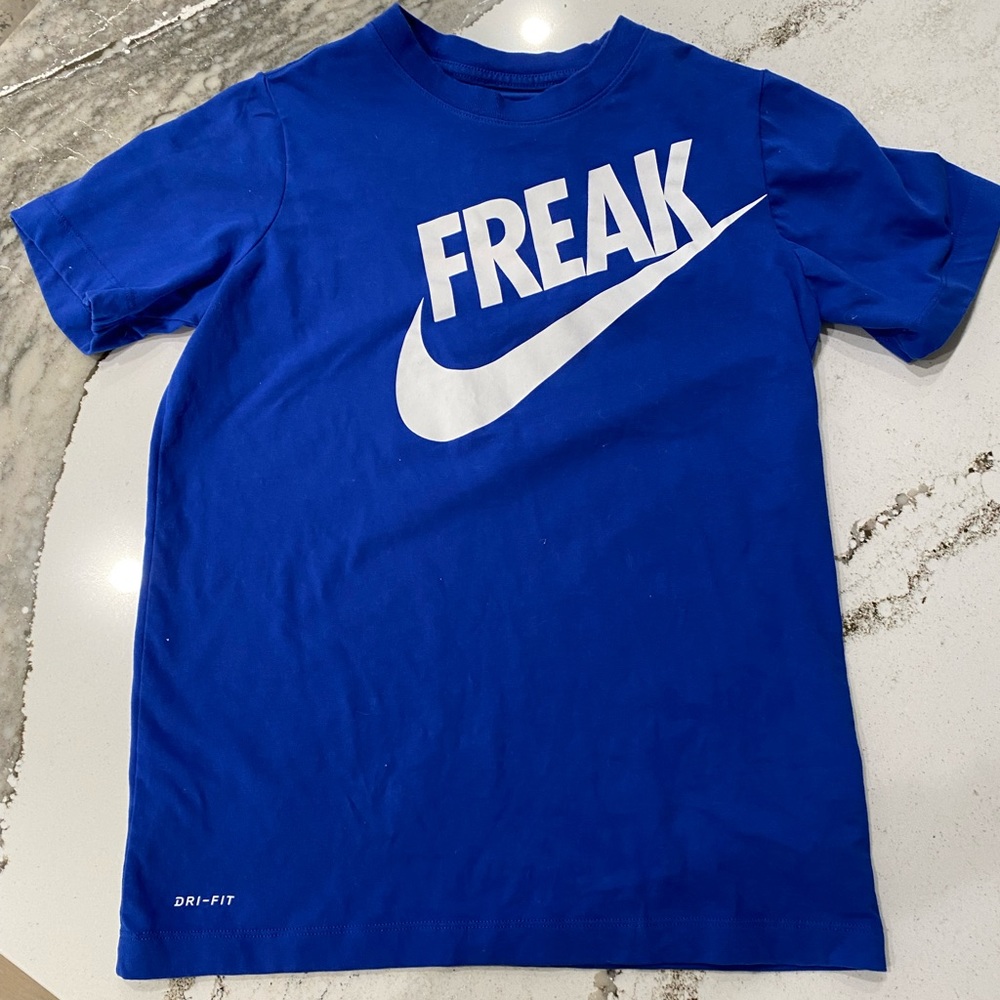 Nike Youth T-Shirt